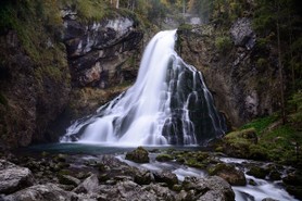 L_13 waterfall Österreich.JPG